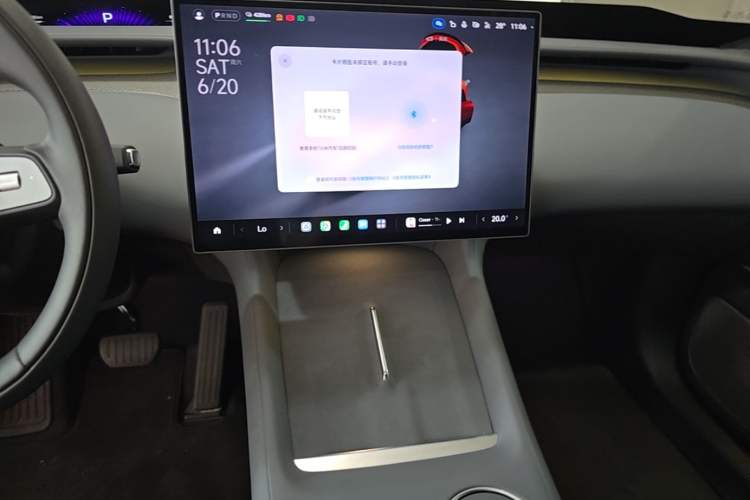 Used Xiaomi Auto YU7 2025 Ultra-Long Range High-Performance All-Wheel-Drive Max Edition Audio And AC Panel
