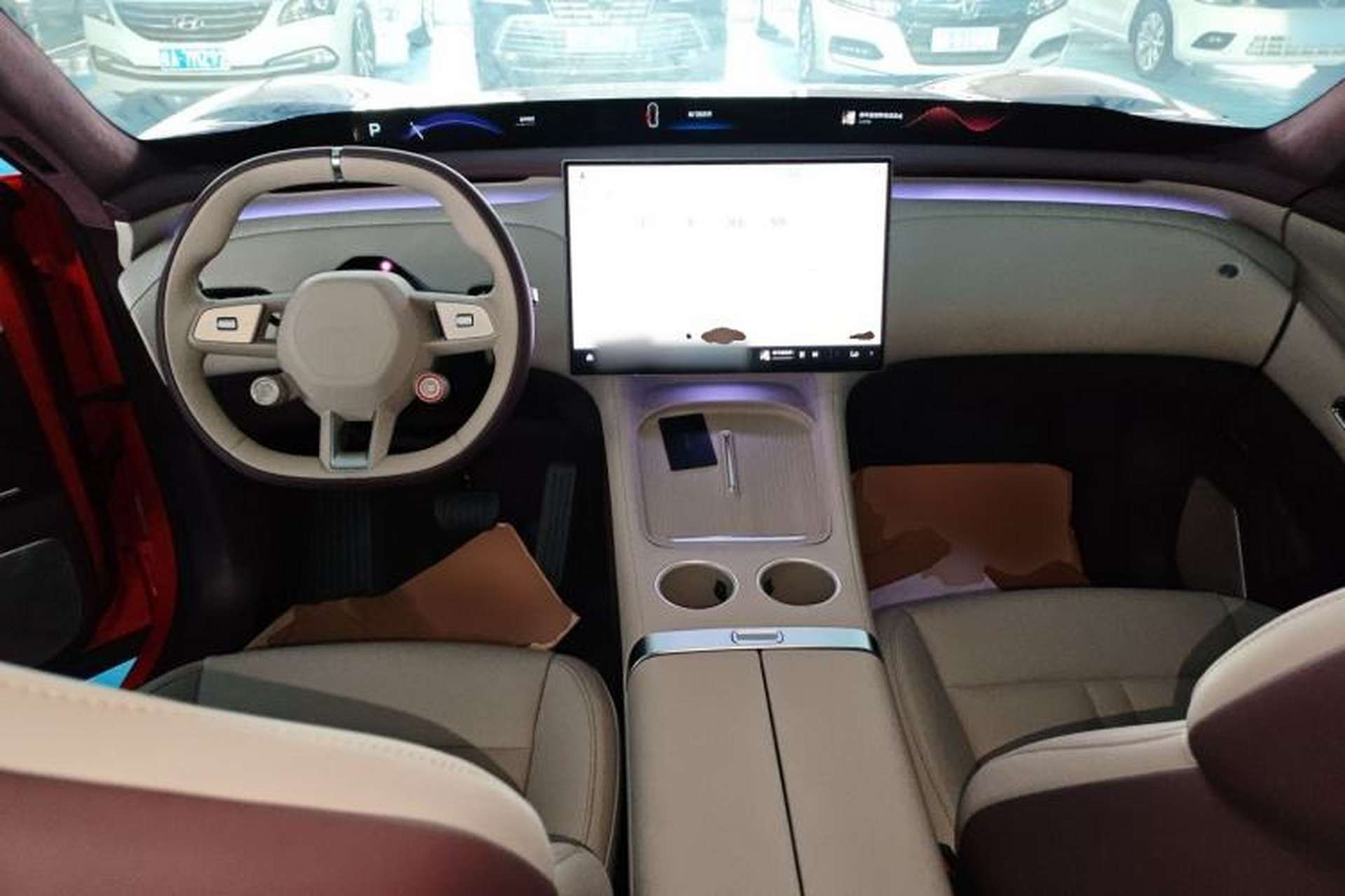 Used Xiaomi Auto YU7 2025 Ultra-Long Range High-Performance All-Wheel-Drive Max Edition Center Console