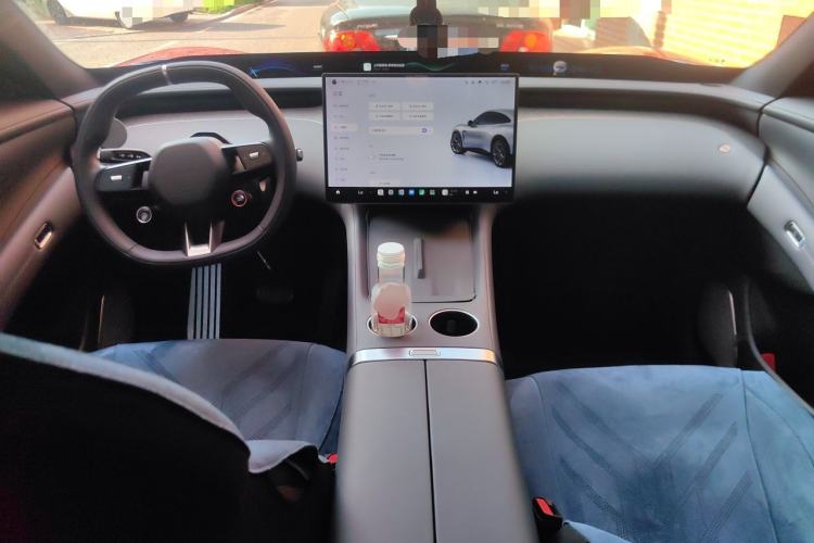 Used Xiaomi Auto YU7 2025 Ultra-Long Range All-Wheel Drive Pro Version Center Console