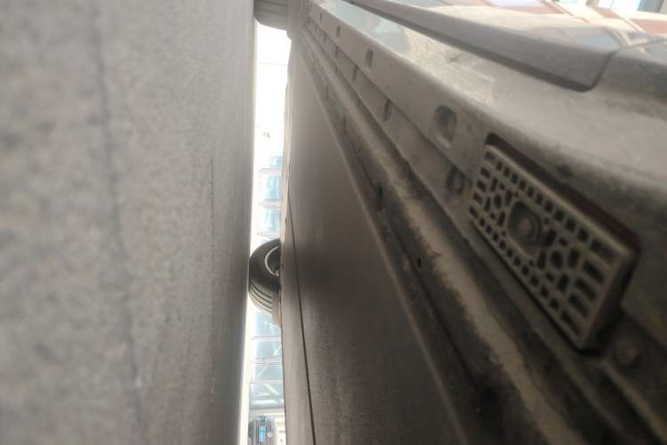 Used Xiaomi Auto YU7 2025 Ultra-Long Range Rear-Wheel Drive Version Chassis Front Right