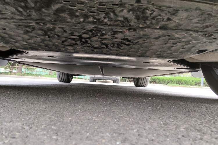 Used Xiaomi Auto YU7 2025 Ultra-Long Range Rear-Wheel Drive Version Chassis Rear