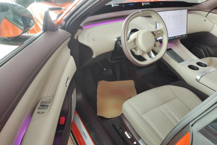 Used Xiaomi Auto YU7 2025 Ultra-Long Range Rear-Wheel Drive Version Driver Seat