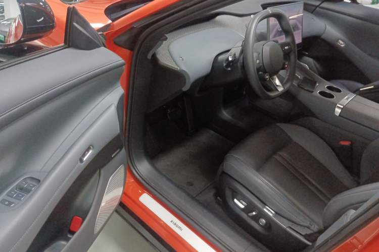 Used Xiaomi Auto YU7 2025 Ultra-Long Range High-Performance All-Wheel-Drive Max Edition Driver Seat