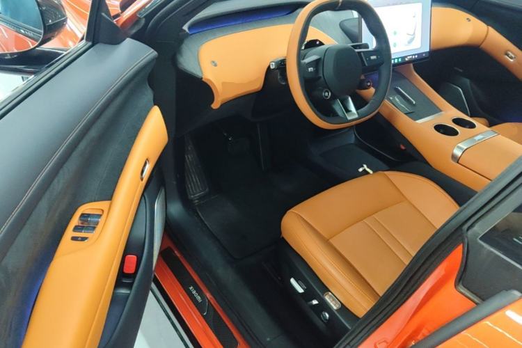 Used Xiaomi Auto YU7 2025 Ultra-Long Range High-Performance All-Wheel-Drive Max Edition Driver Seat