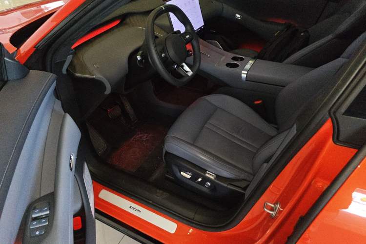 Used Xiaomi Auto YU7 2025 Ultra-Long Range High-Performance All-Wheel-Drive Max Edition Driver Seat