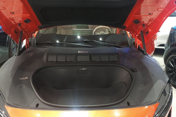 Used Xiaomi Auto YU7 2025 Ultra-Long Range Rear-Wheel Drive Version Engine Bay