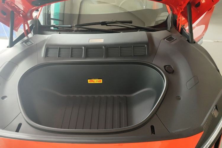Used Xiaomi Auto YU7 2025 Ultra-Long Range High-Performance All-Wheel-Drive Max Edition Engine Bay