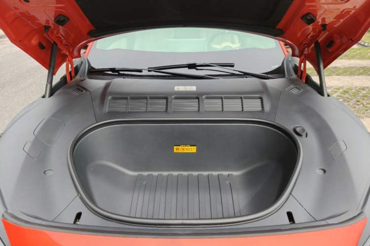 Used Xiaomi Auto YU7 2025 Ultra-Long Range Rear-Wheel Drive Version Engine Bay