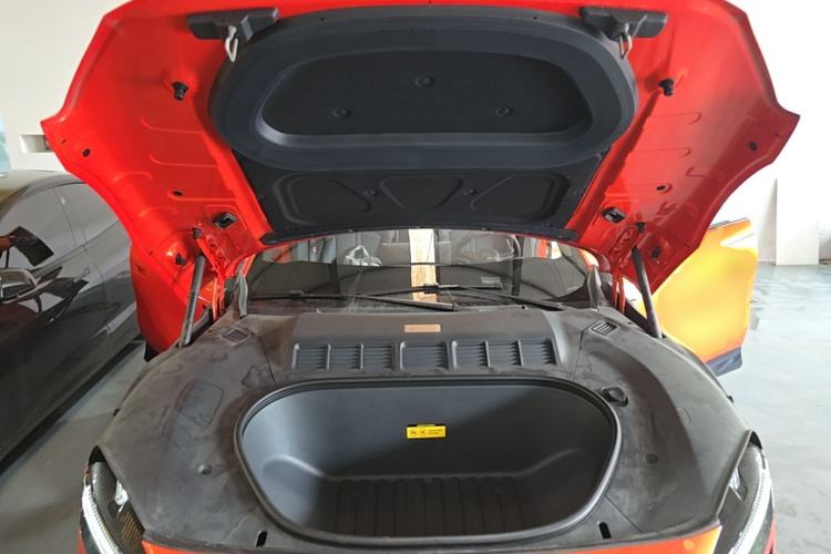 Used Xiaomi Auto YU7 2025 Ultra-Long Range High-Performance All-Wheel-Drive Max Edition Engine Bay