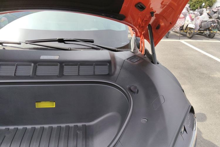 Used Xiaomi Auto YU7 2025 Ultra-Long Range Rear-Wheel Drive Version Engine Bay Left