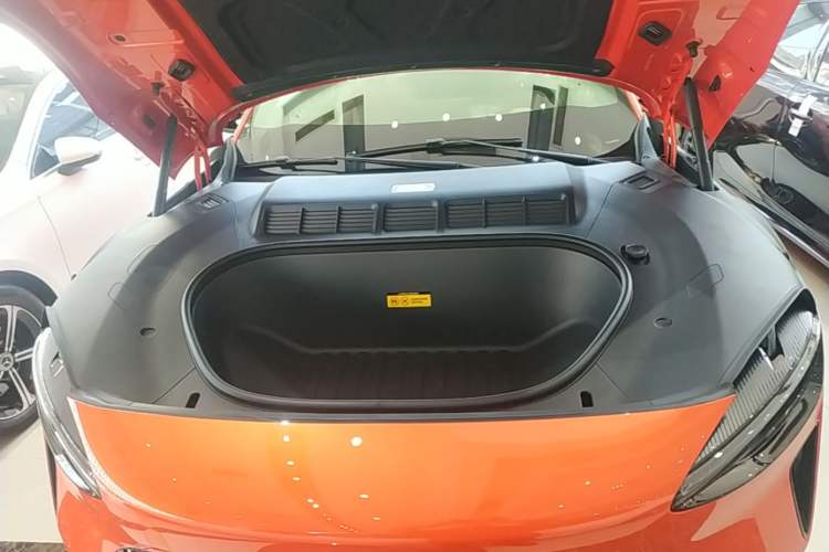 Used Xiaomi Auto YU7 2025 Ultra-Long Range Rear-Wheel Drive Version Engine Bay