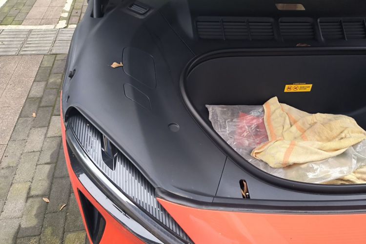 Used Xiaomi Auto YU7 2025 Ultra-Long Range High-Performance All-Wheel-Drive Max Edition Engine Bay Right