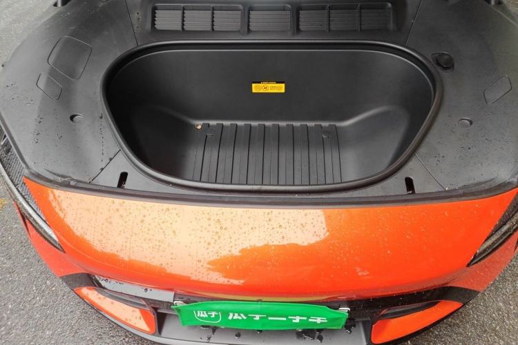 Used Xiaomi Auto YU7 2025 Ultra-Long Range High-Performance All-Wheel-Drive Max Edition Engine Bay