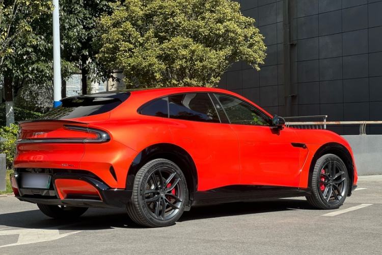 Used Xiaomi Auto YU7 2025 Ultra-Long Range High-Performance All-Wheel-Drive Max Edition Exterior 2