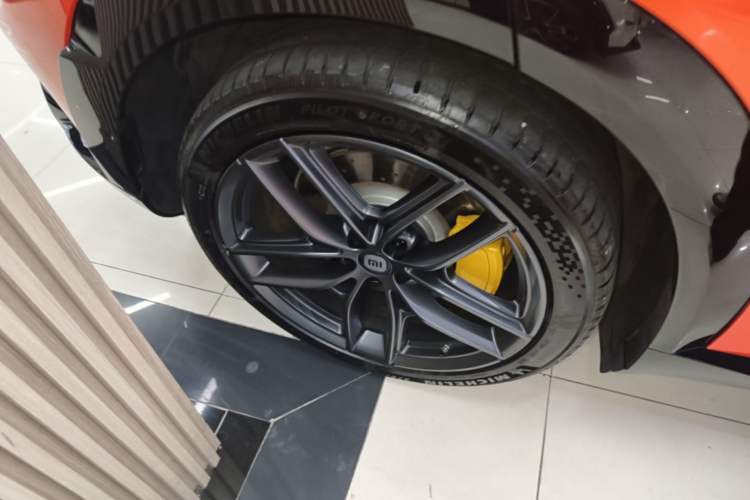 Used Xiaomi Auto YU7 2025 Ultra-Long Range High-Performance All-Wheel-Drive Max Edition Exterior 3