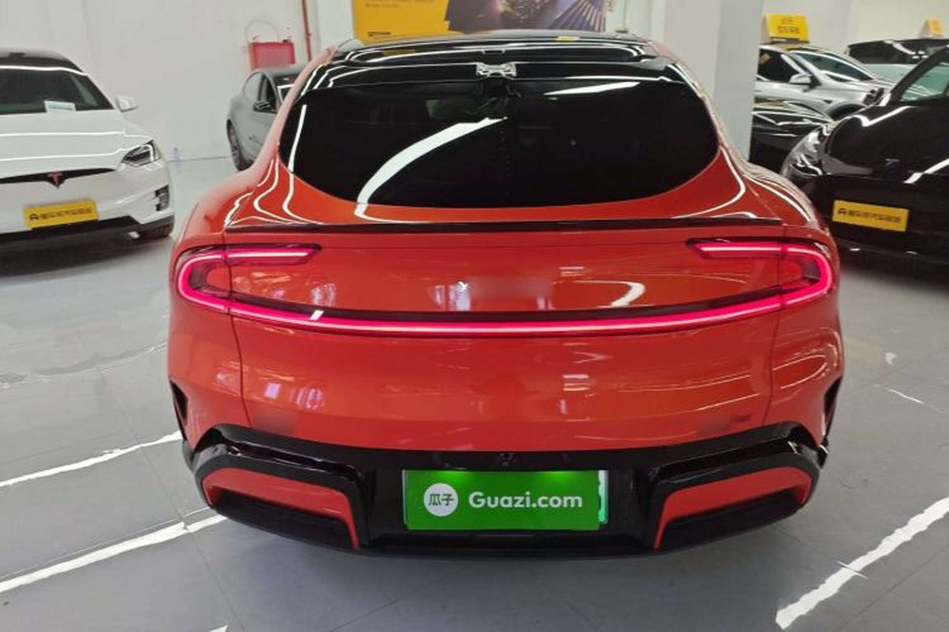 Used Xiaomi Auto YU7 2025 Ultra-Long Range High-Performance All-Wheel-Drive Max Edition Exterior 4