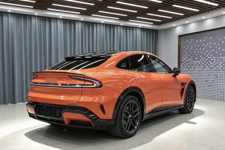 Used Xiaomi Auto YU7 2025 Ultra-Long Range High-Performance All-Wheel-Drive Max Edition Exterior 5