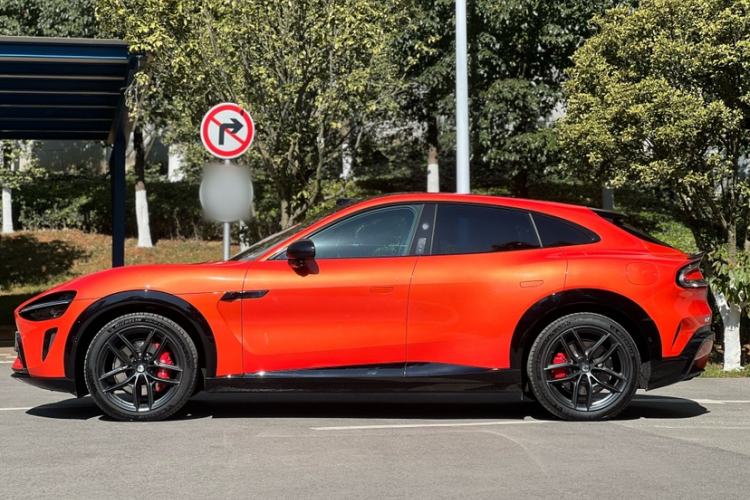 Used Xiaomi Auto YU7 2025 Ultra-Long Range High-Performance All-Wheel-Drive Max Edition Exterior 7
