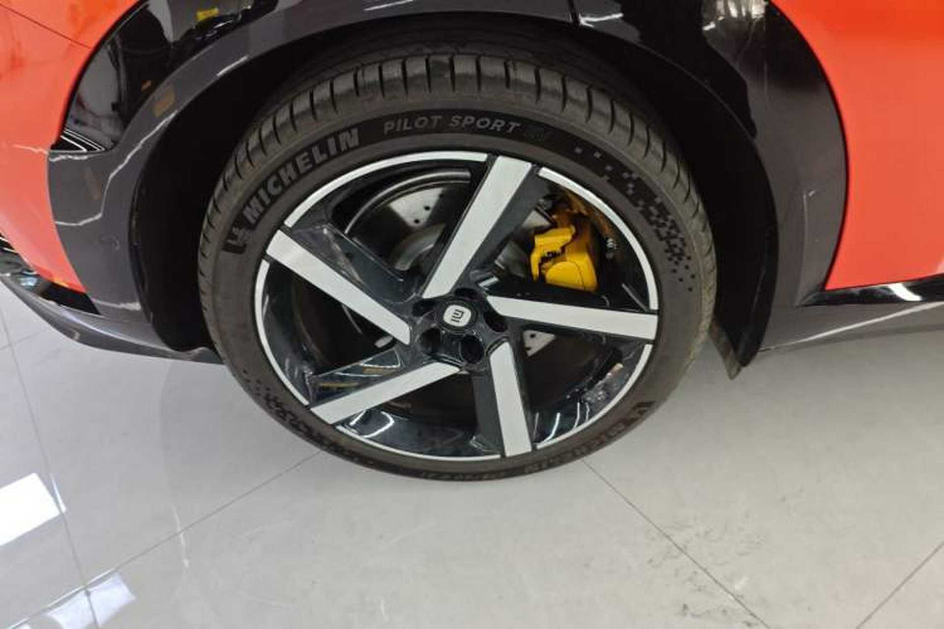 Used Xiaomi Auto YU7 2025 Ultra-Long Range High-Performance All-Wheel-Drive Max Edition Exterior 8