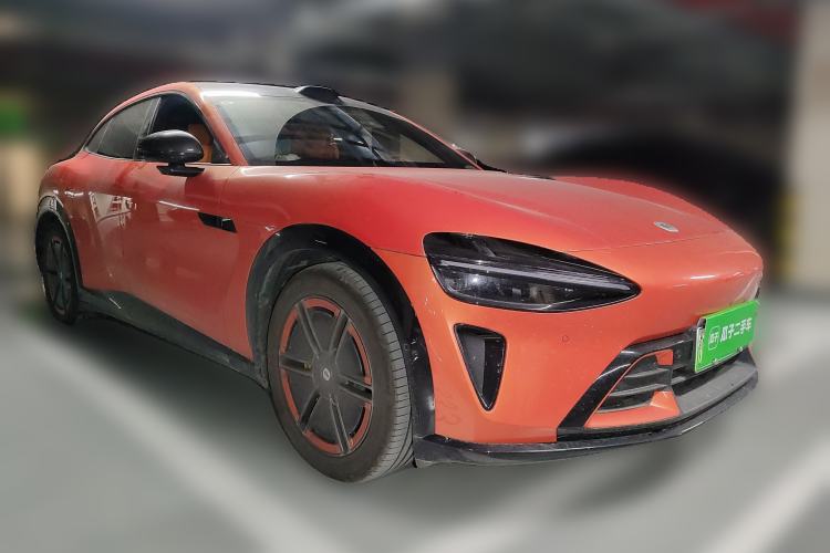 Used Xiaomi Auto YU7 2025 Ultra-Long Range High-Performance All-Wheel-Drive Max Edition Front Right 45 Deg