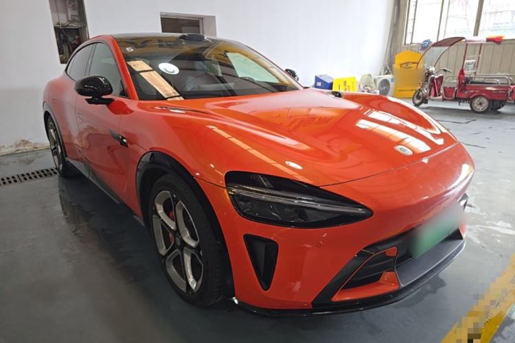 Used Xiaomi Auto YU7 2025 Ultra-Long Range High-Performance All-Wheel-Drive Max Edition Front Right 45 Deg