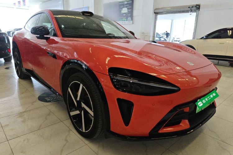 Used Xiaomi Auto YU7 2025 Ultra-Long Range High-Performance All-Wheel-Drive Max Edition Front Right 45 Deg