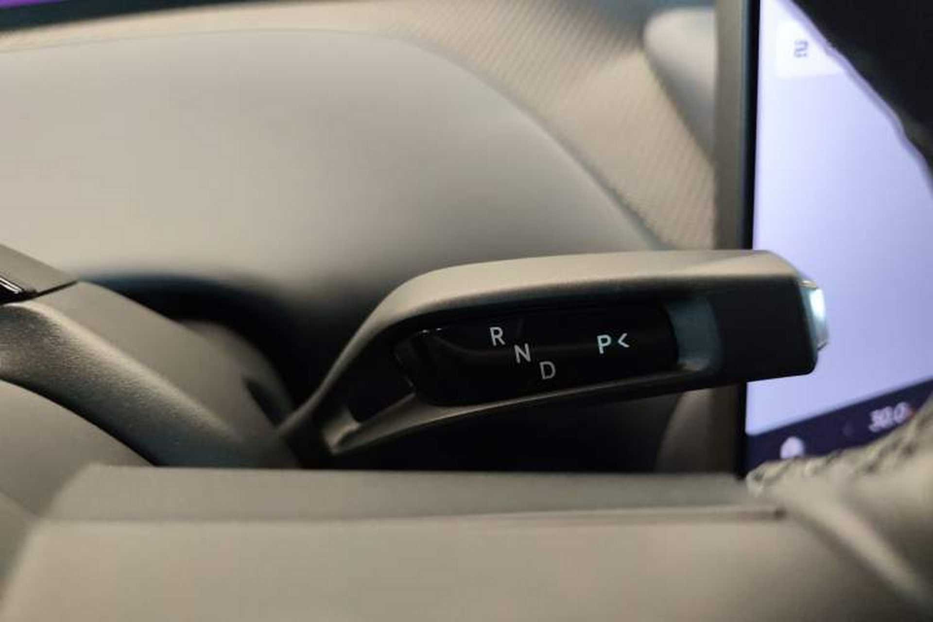 Used Xiaomi Auto YU7 2025 Ultra-Long Range High-Performance All-Wheel-Drive Max Edition Gear Lever