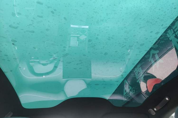 Used Xiaomi Auto YU7 2025 Ultra-Long Range High-Performance All-Wheel-Drive Max Edition Headliner