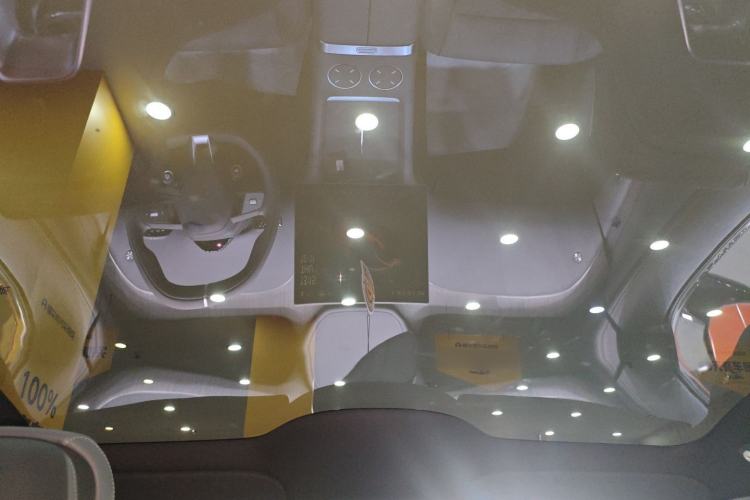 Used Xiaomi Auto YU7 2025 Ultra-Long Range Rear-Wheel Drive Version Headliner