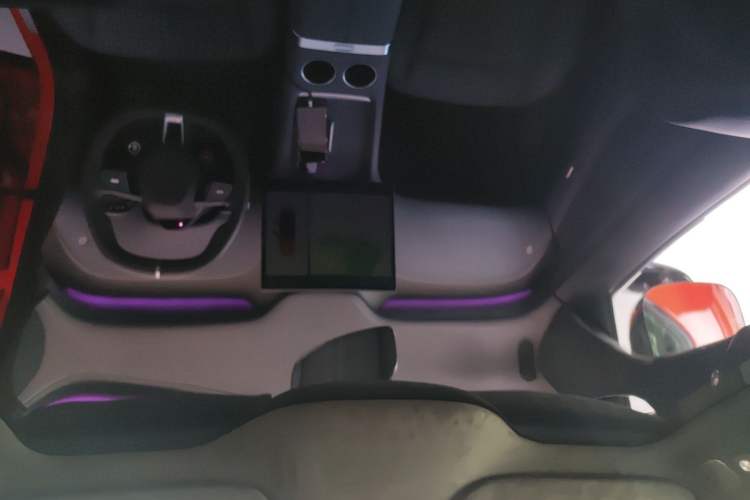 Used Xiaomi Auto YU7 2025 Ultra-Long Range High-Performance All-Wheel-Drive Max Edition Headliner