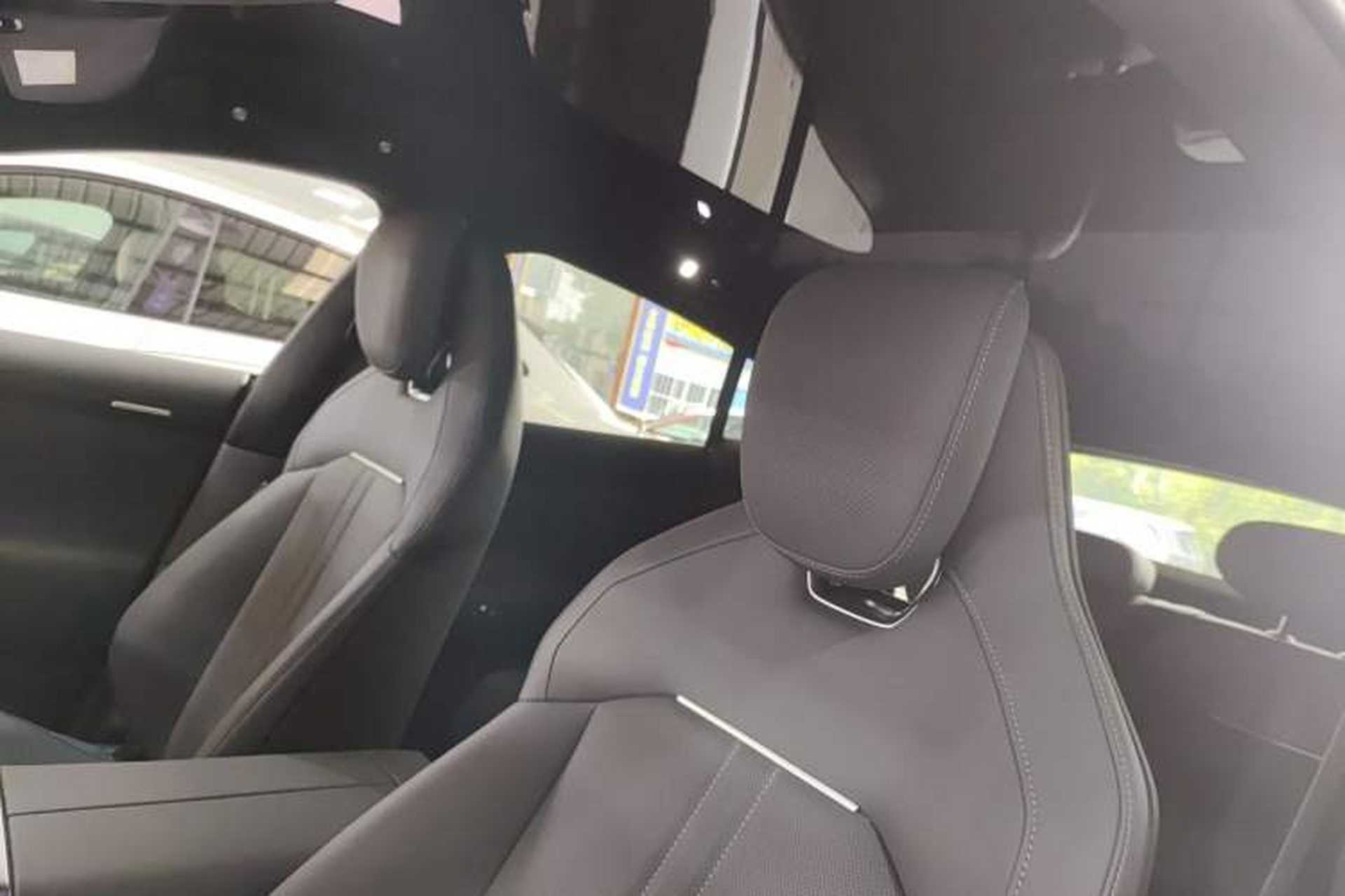 Used Xiaomi Auto YU7 2025 Ultra-Long Range High-Performance All-Wheel-Drive Max Edition Headliner