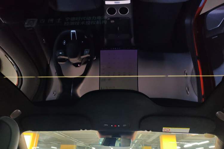 Used Xiaomi Auto YU7 2025 Ultra-Long Range High-Performance All-Wheel-Drive Max Edition Headliner