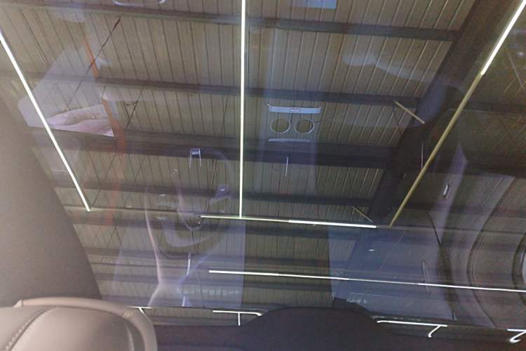 Used Xiaomi Auto YU7 2025 Ultra-Long Range Rear-Wheel Drive Version Headliner