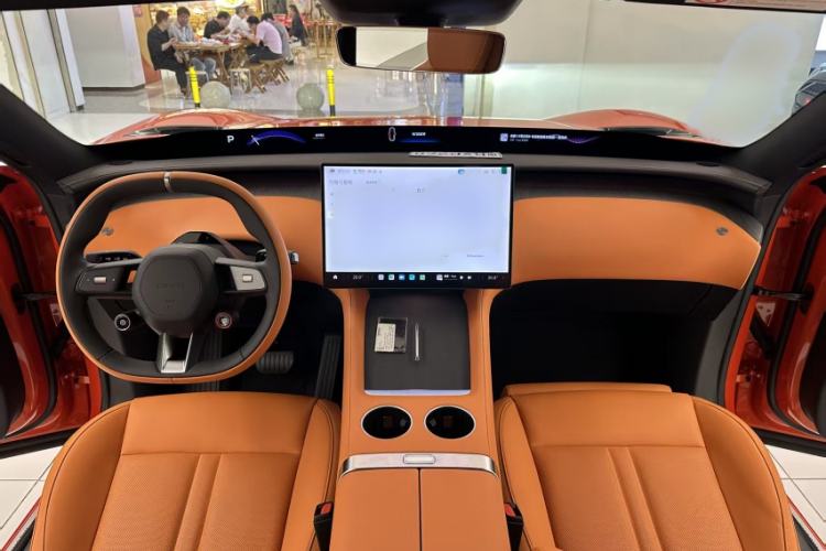 Used Xiaomi Auto YU7 2025 Ultra-Long Range All-Wheel Drive Pro Version Interior 1