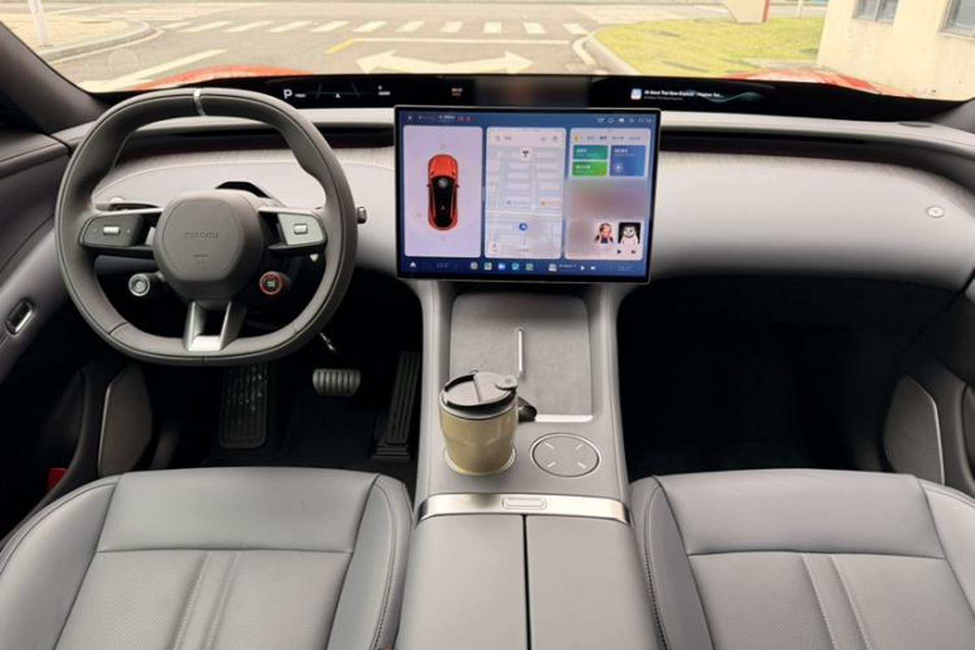 Used Xiaomi Auto YU7 2025 Ultra-Long Range Rear-Wheel Drive Version Interior 1