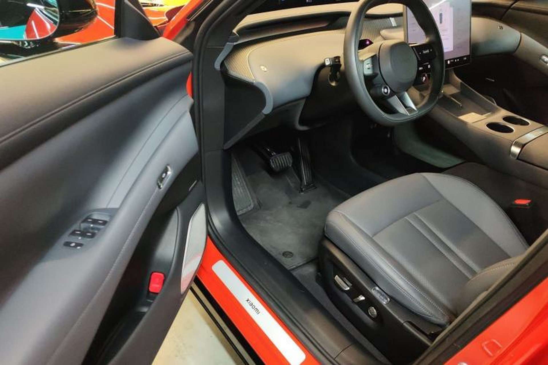Used Xiaomi Auto YU7 2025 Ultra-Long Range High-Performance All-Wheel-Drive Max Edition Interior 3