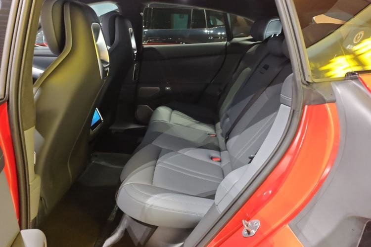 Used Xiaomi Auto YU7 2025 Ultra-Long Range High-Performance All-Wheel-Drive Max Edition Interior 4