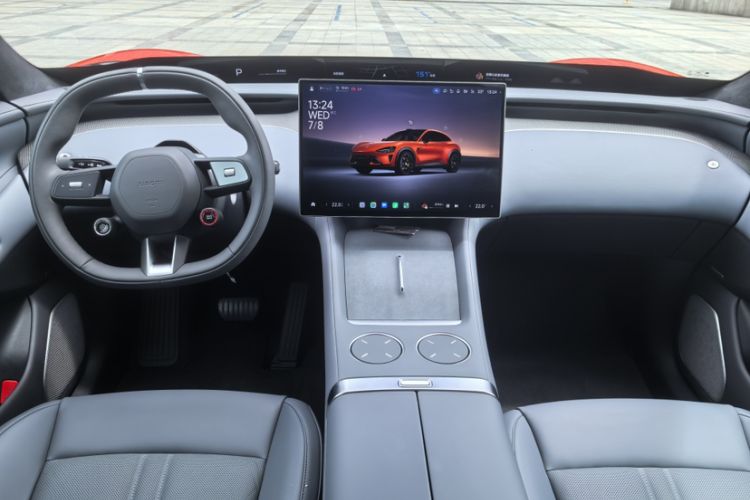 Used Xiaomi Auto YU7 2025 Ultra-Long Range High-Performance All-Wheel-Drive Max Edition Interior 5