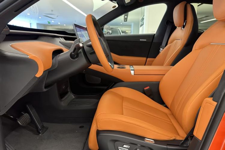 Used Xiaomi Auto YU7 2025 Ultra-Long Range All-Wheel Drive Pro Version Interior 6
