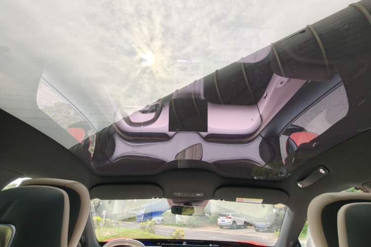 Used Xiaomi Auto YU7 2025 Ultra-Long Range Rear-Wheel Drive Version Interior 6