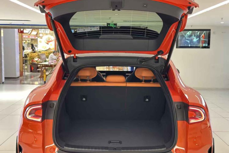 Used Xiaomi Auto YU7 2025 Ultra-Long Range All-Wheel Drive Pro Version Interior 7