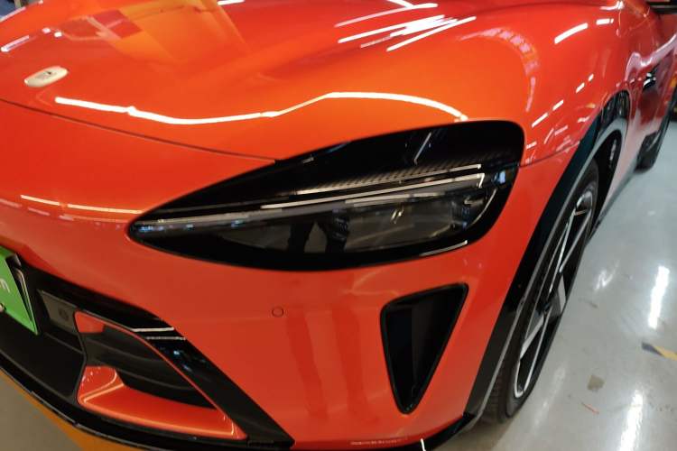 Used Xiaomi Auto YU7 2025 Ultra-Long Range High-Performance All-Wheel-Drive Max Edition Left Front Headlight