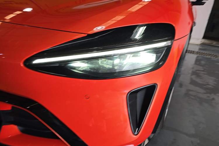Used Xiaomi Auto YU7 2025 Ultra-Long Range High-Performance All-Wheel-Drive Max Edition Left Front Headlight