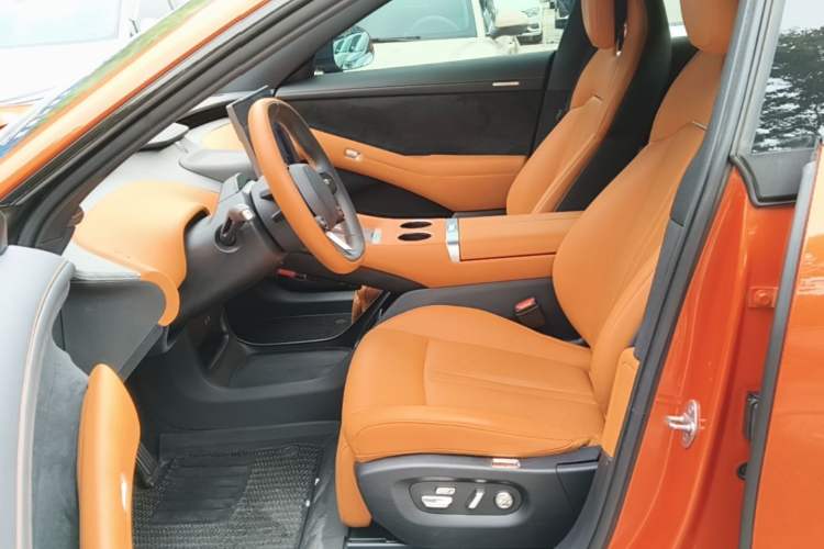 Used Xiaomi Auto YU7 2025 Ultra-Long Range Rear-Wheel Drive Version Left Front Seat