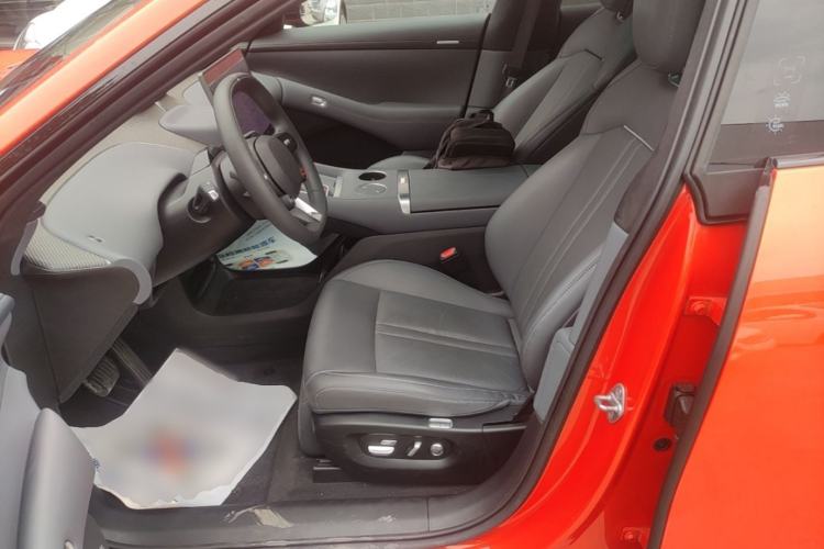 Used Xiaomi Auto YU7 2025 Ultra-Long Range High-Performance All-Wheel-Drive Max Edition Left Front Seat