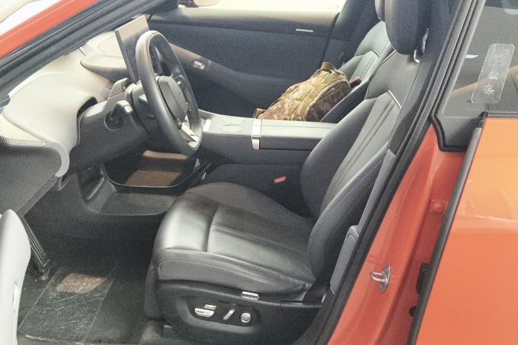 Used Xiaomi Auto YU7 2025 Ultra-Long Range High-Performance All-Wheel-Drive Max Edition Left Front Seat