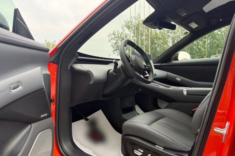 Used Xiaomi Auto YU7 2025 Ultra-Long Range High-Performance All-Wheel-Drive Max Edition Left Front Seat