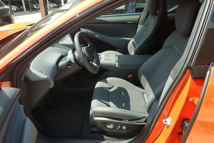 Used Xiaomi Auto YU7 2025 Ultra-Long Range High-Performance All-Wheel-Drive Max Edition Left Front Seat