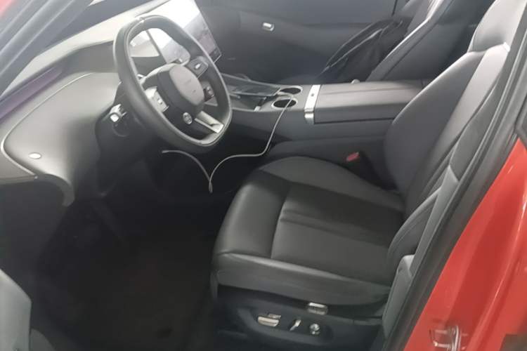 Used Xiaomi Auto YU7 2025 Ultra-Long Range High-Performance All-Wheel-Drive Max Edition Left Front Seat