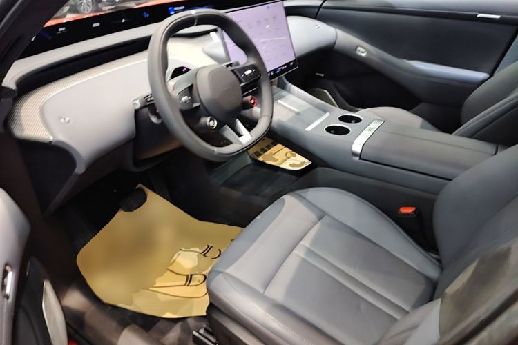 Used Xiaomi Auto YU7 2025 Ultra-Long Range High-Performance All-Wheel-Drive Max Edition Left Front Seat
